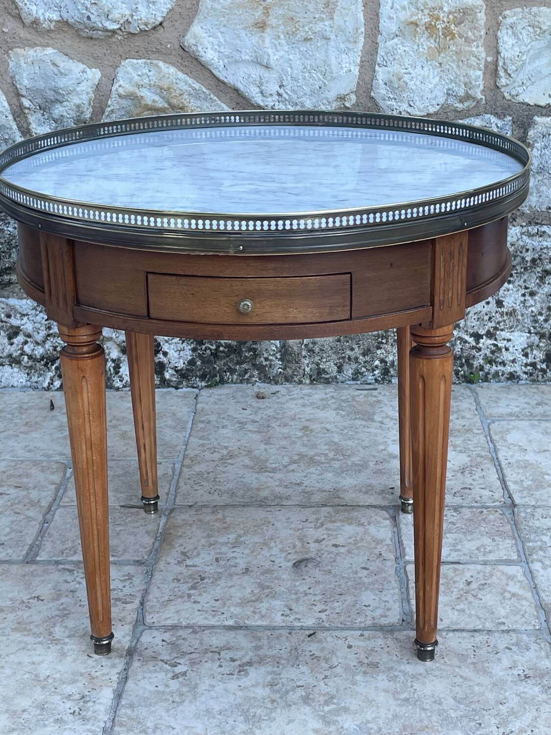 Bouillotte table in blond mahogany, Louis XVI style, 20th century period