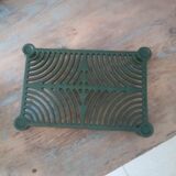 Flat underside