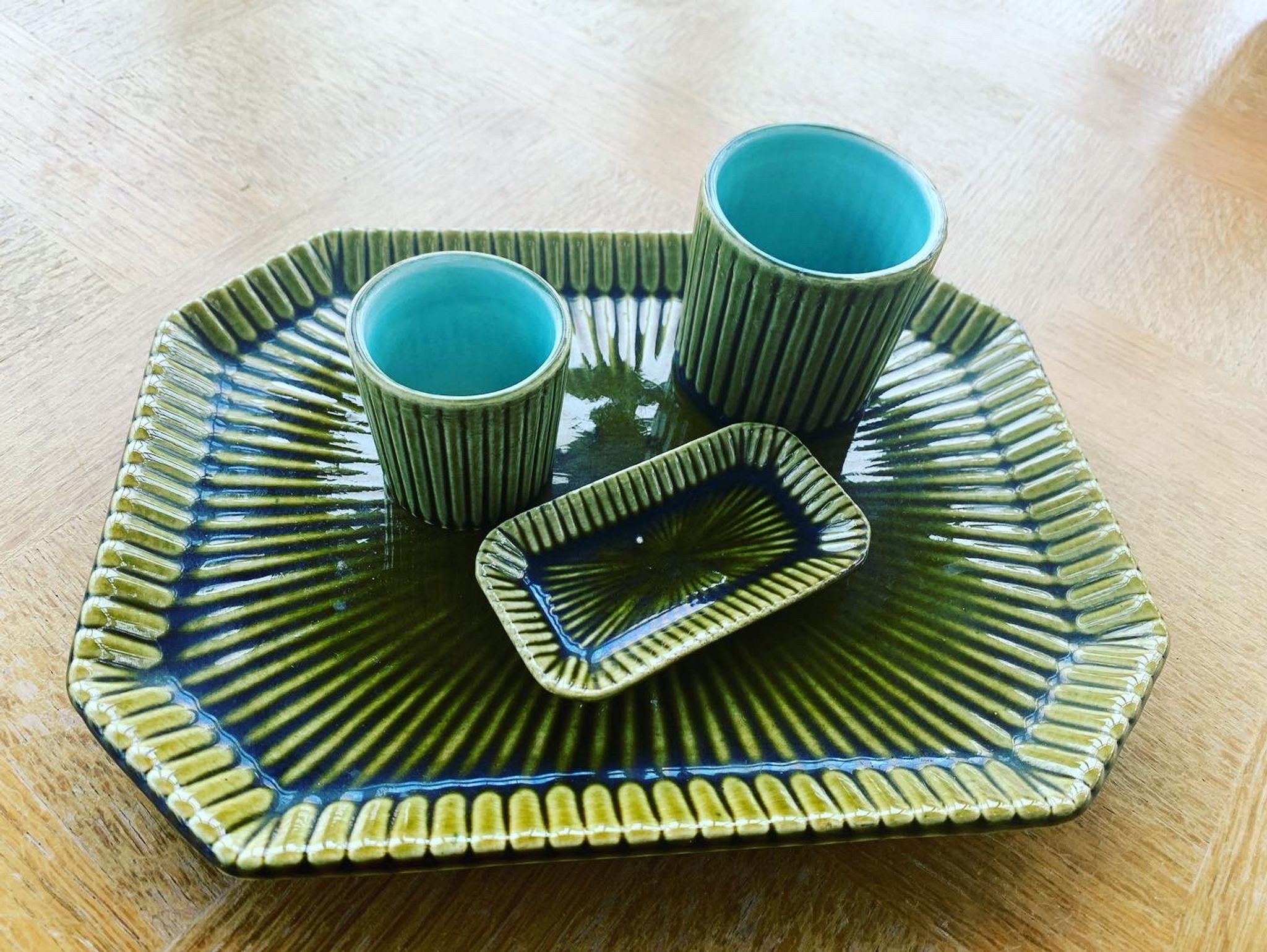 Service slurry art deco composed of a Tray, two pots and a small old and collector's dish