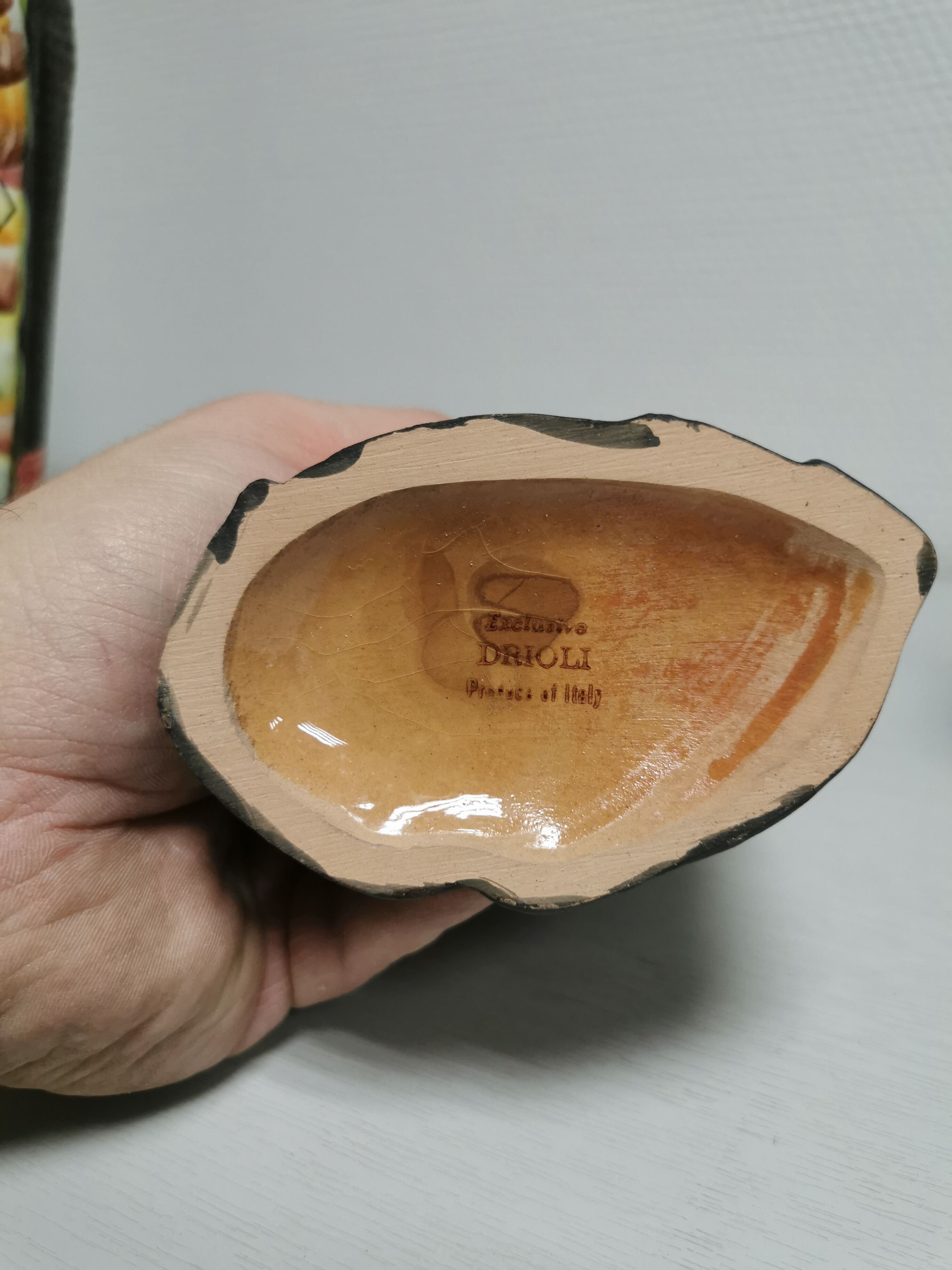 box of 3 vintage decanters , Ceramic bottles Italy DRIOLI MARASCHINO