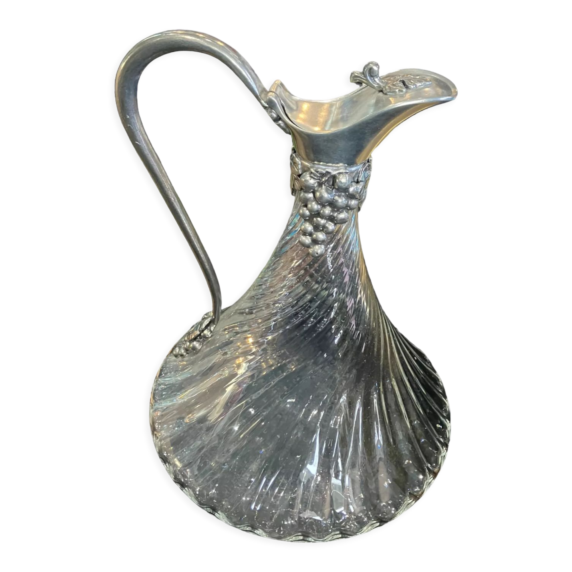 Ewer by jean guardère pampre de la vigne et raisin