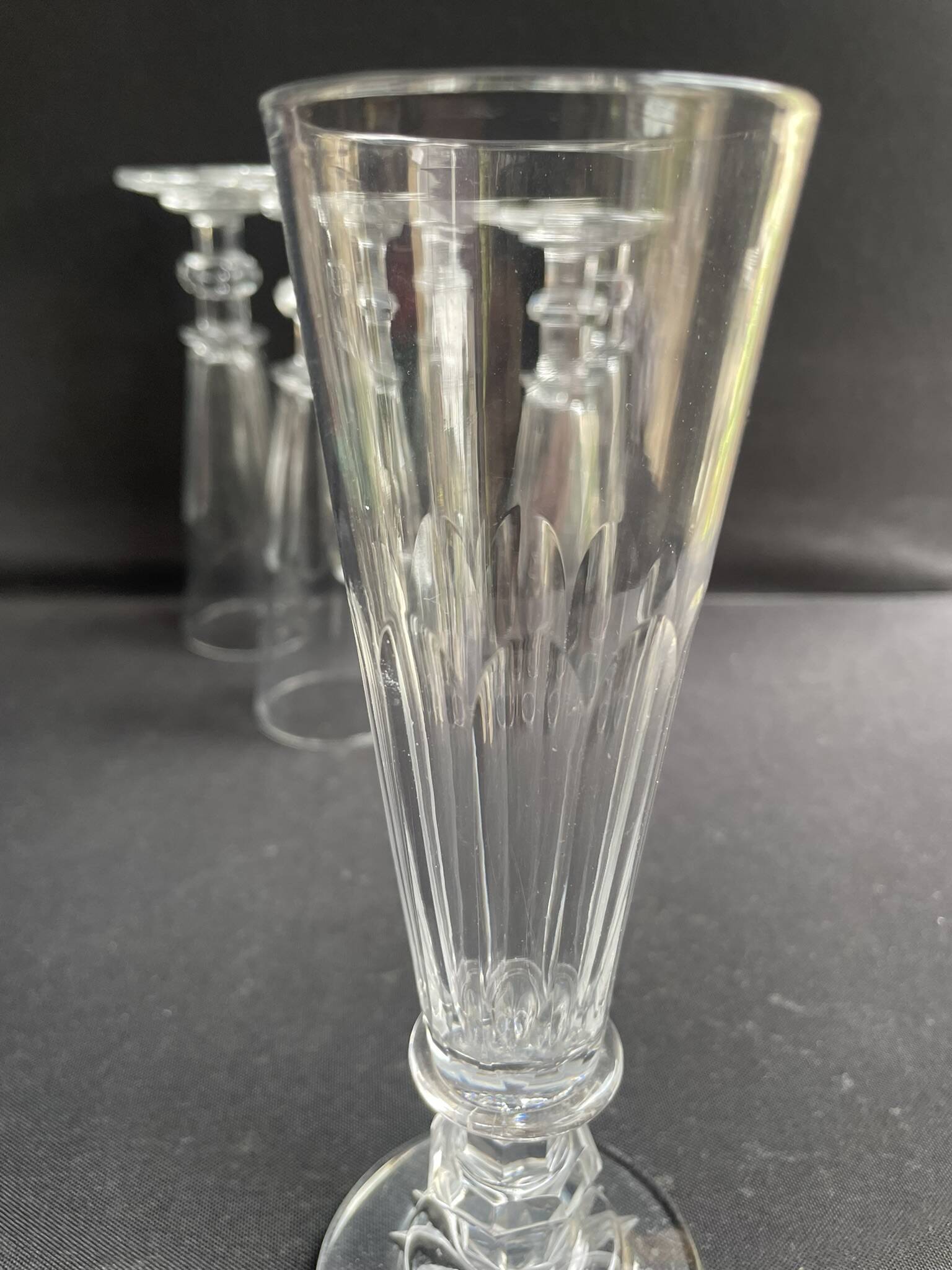 6 Baccarat/Saint Louis champagne flutes - Mid 19th century