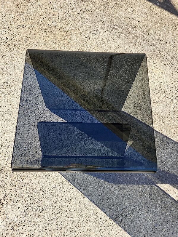 Table basse porte livres en verre 1970