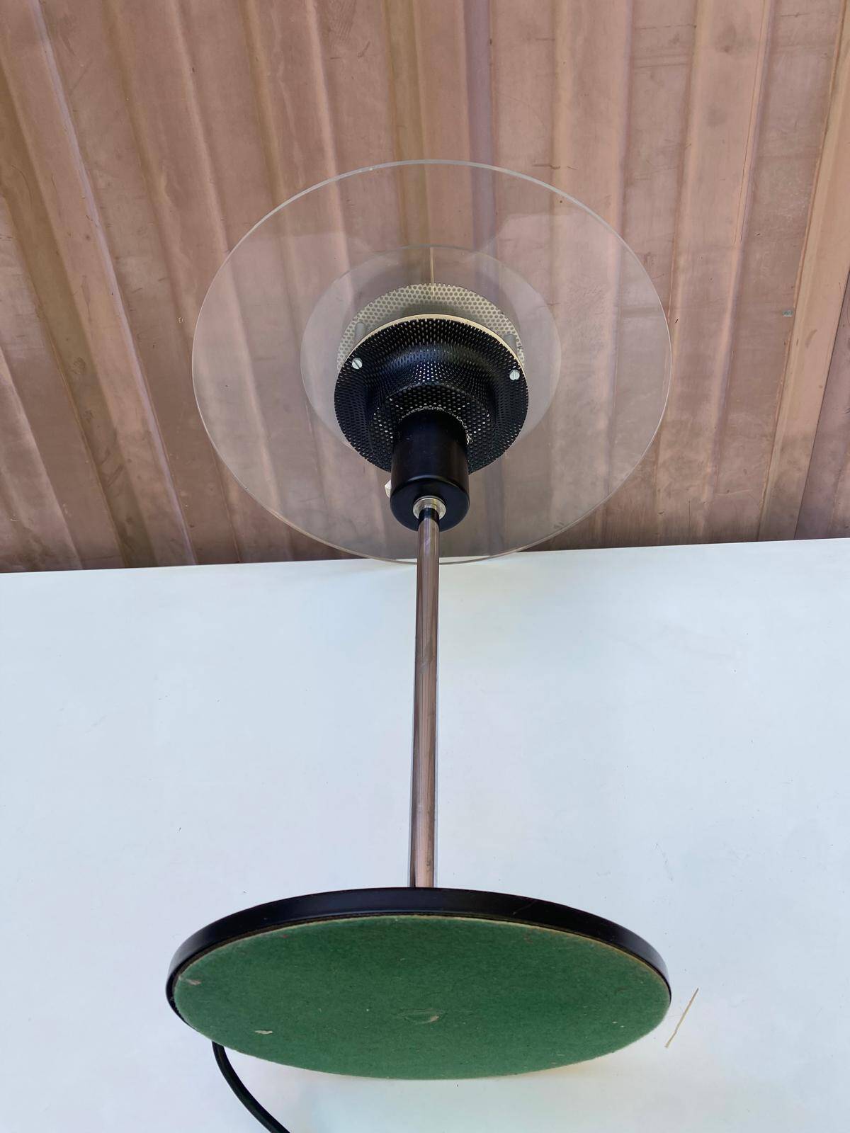 Post-modern vintage lamp in black metal and plexiglass from the 1970s.