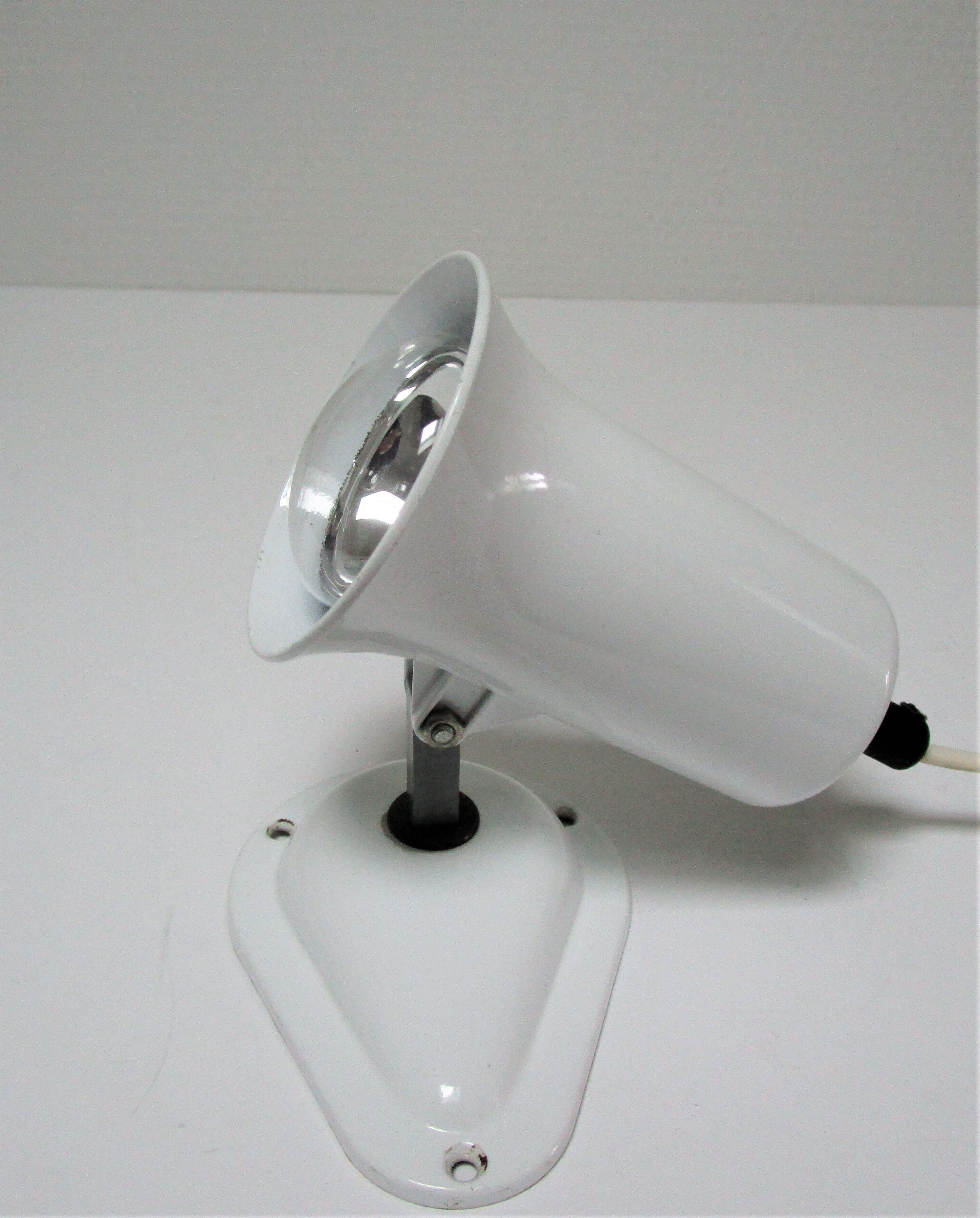 Adjustable wall lamp Lita metal lacquered white vintage design