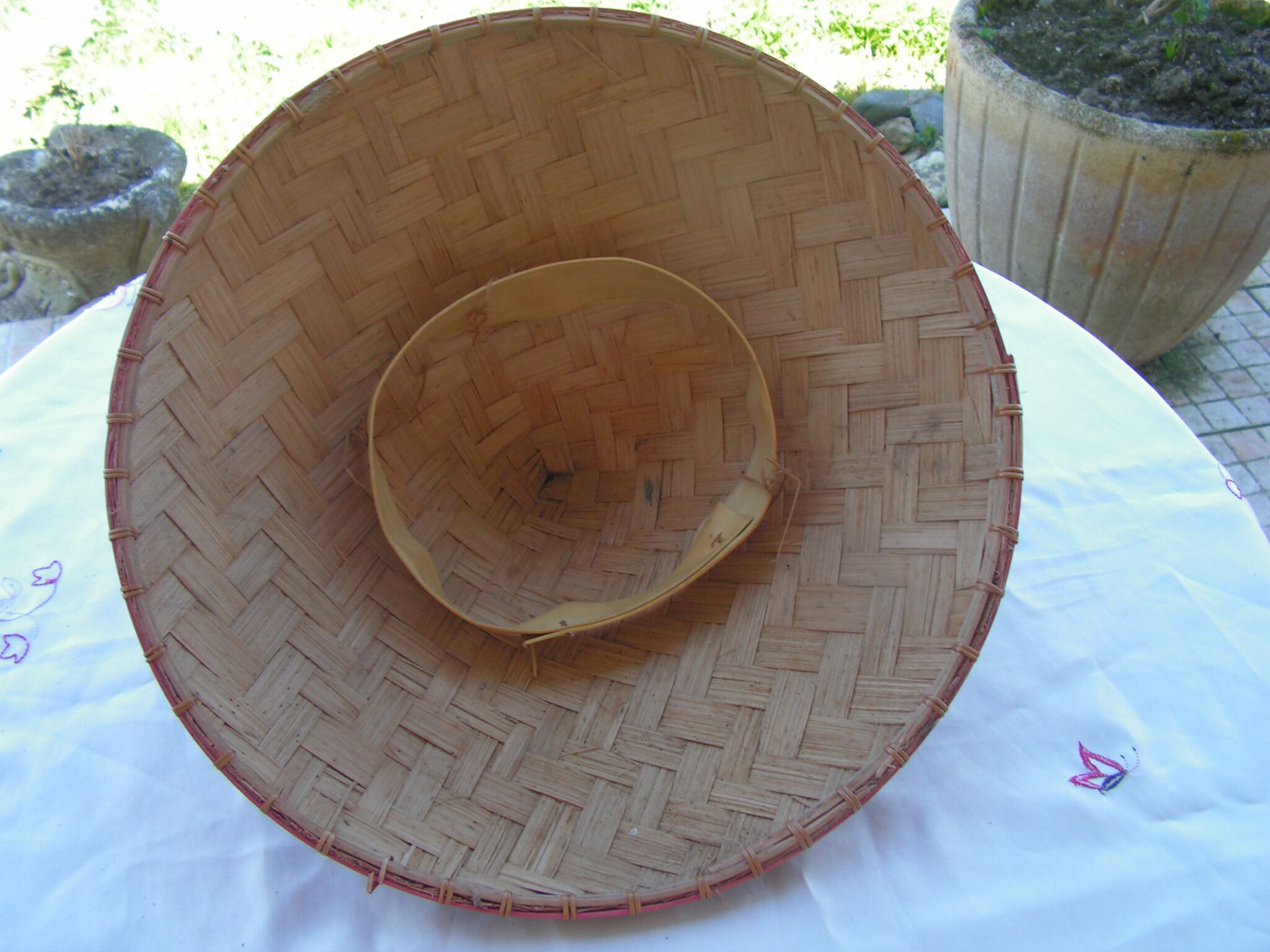 Chinese hat in reed
