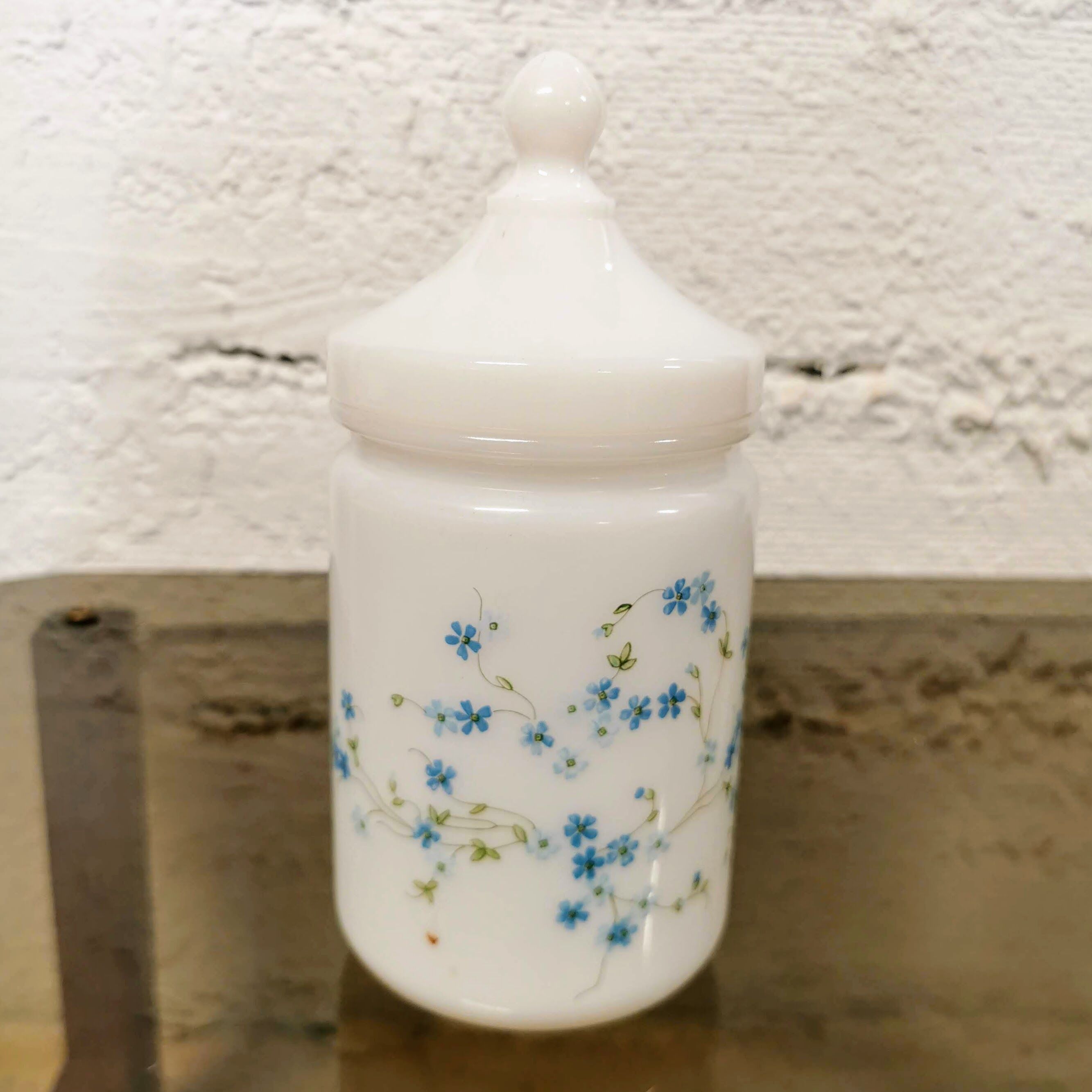 Arcopal jar model Veronica