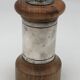 MOULIN à POIVRE, Poivrier Vintage PEUGEOT en BOIS et MÉTAL argenté ORFÈVRERIE CHRISTOFLE