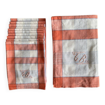 Nappe et ses 8 serviettes écossaise monogrammées  GB - 150x140 - coton