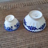 Set of 2 old bowls