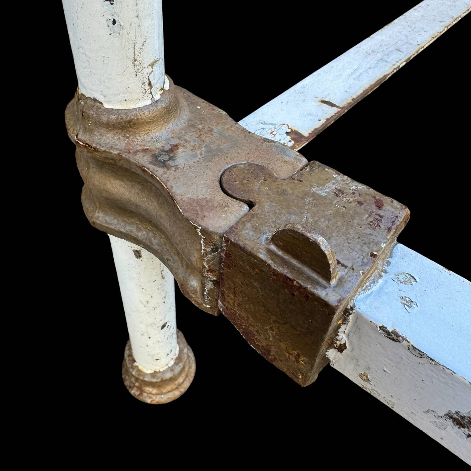 Antique wrought iron bed from the 1900s