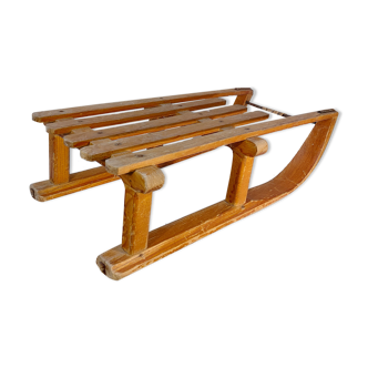 Ancienne luge en bois