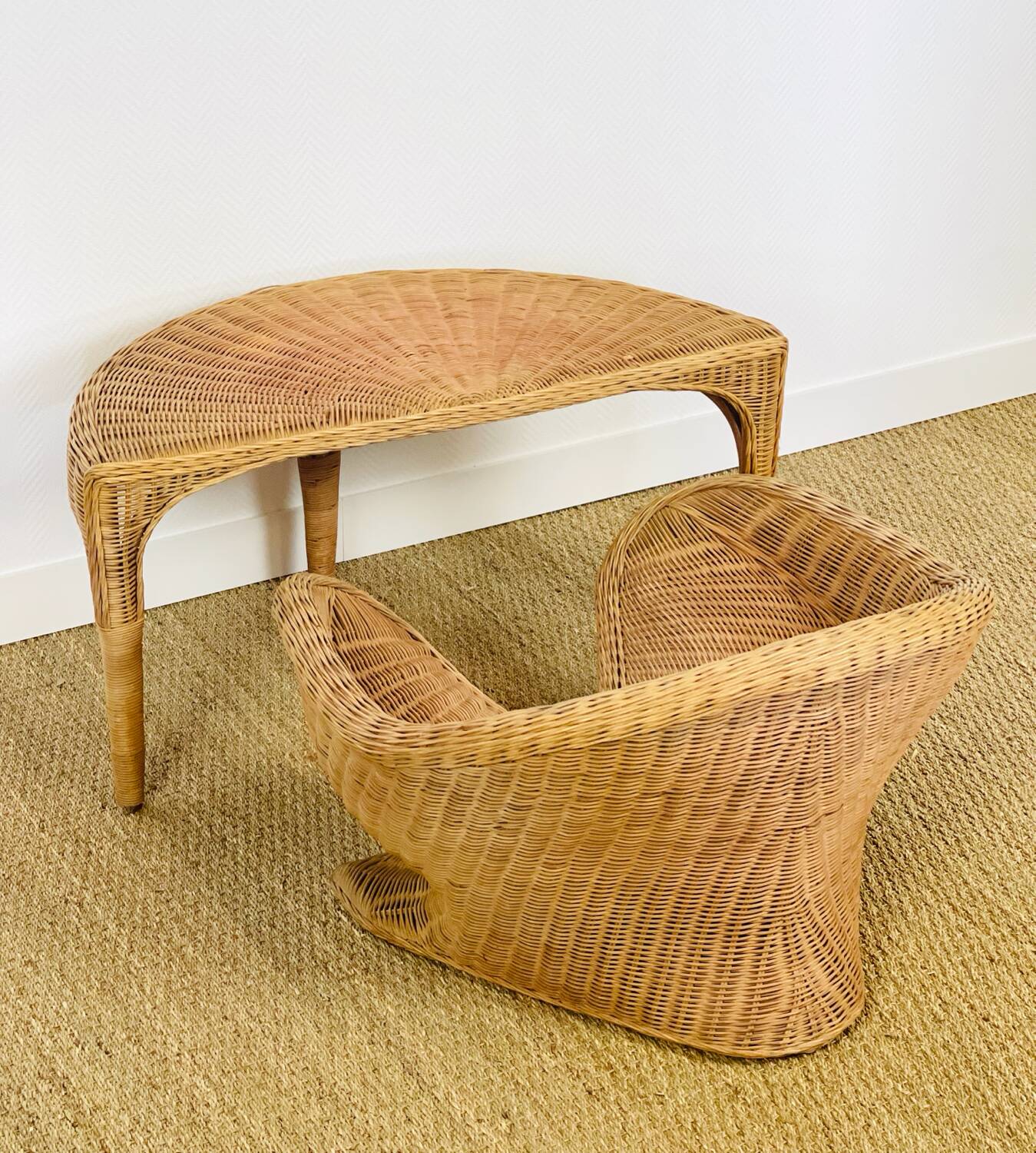 Lotus meditation chair and its rattan table