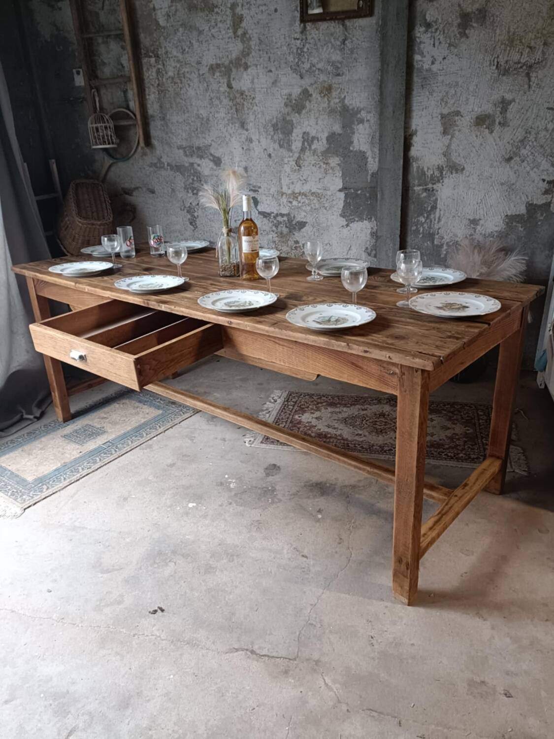 Farmhouse table