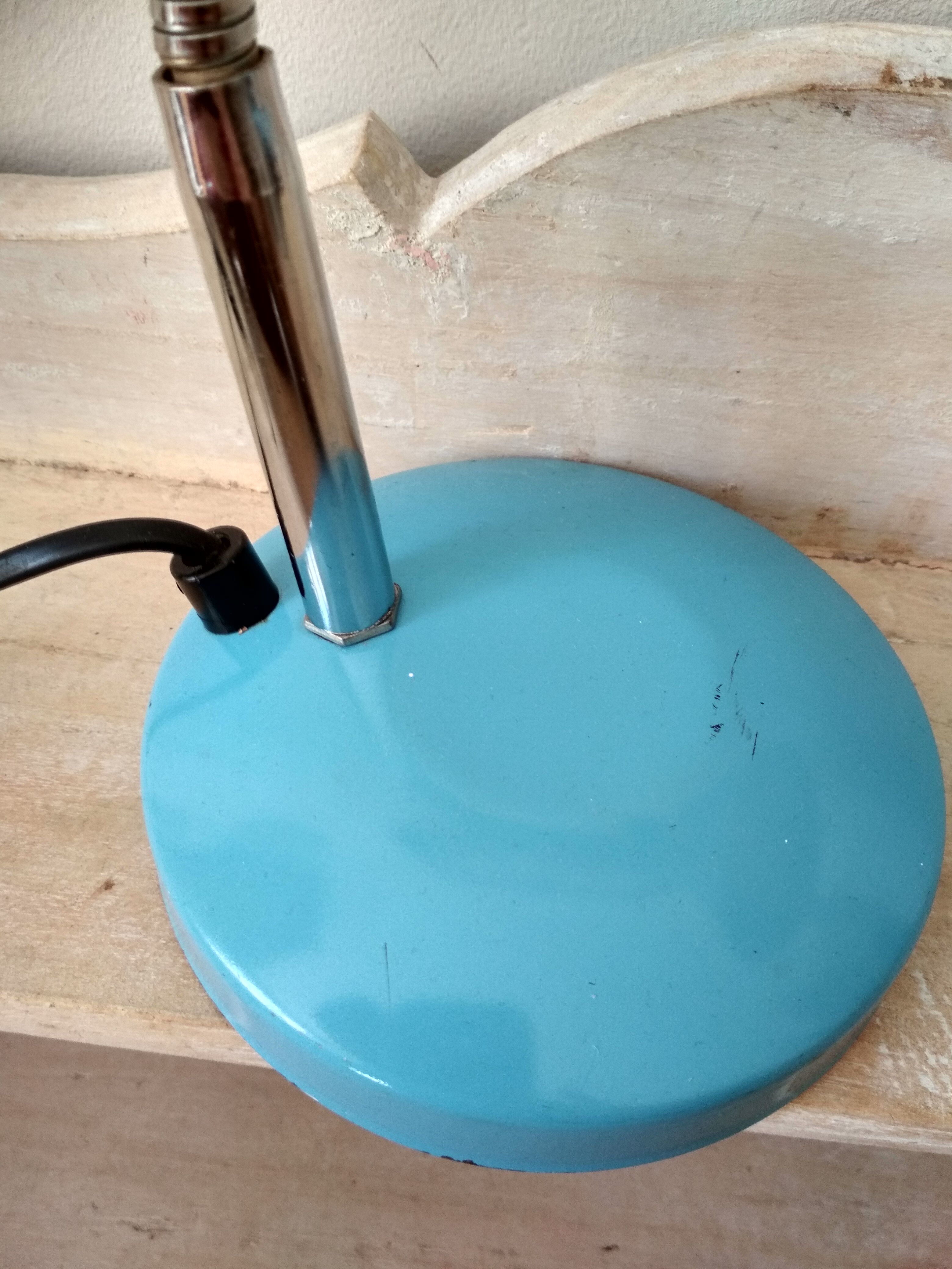 Articulated desk lamp 70