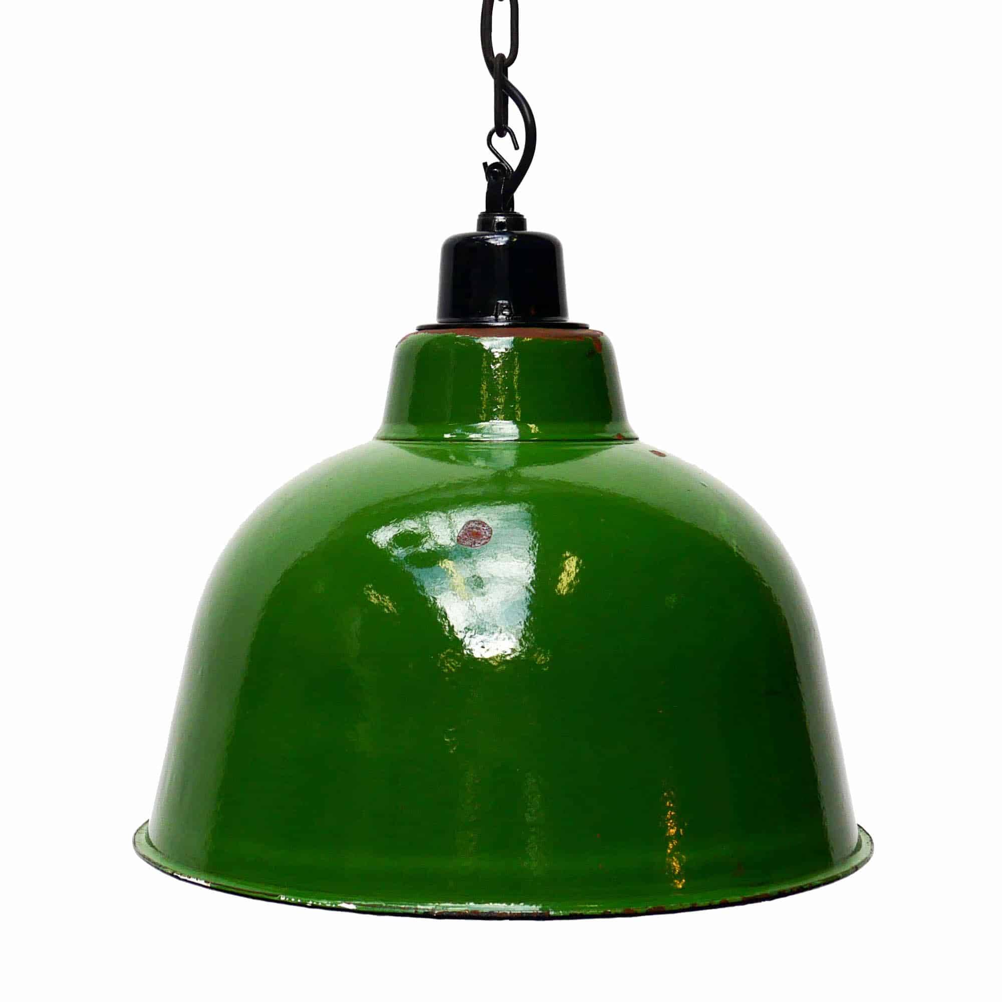 Green enamelled suspension