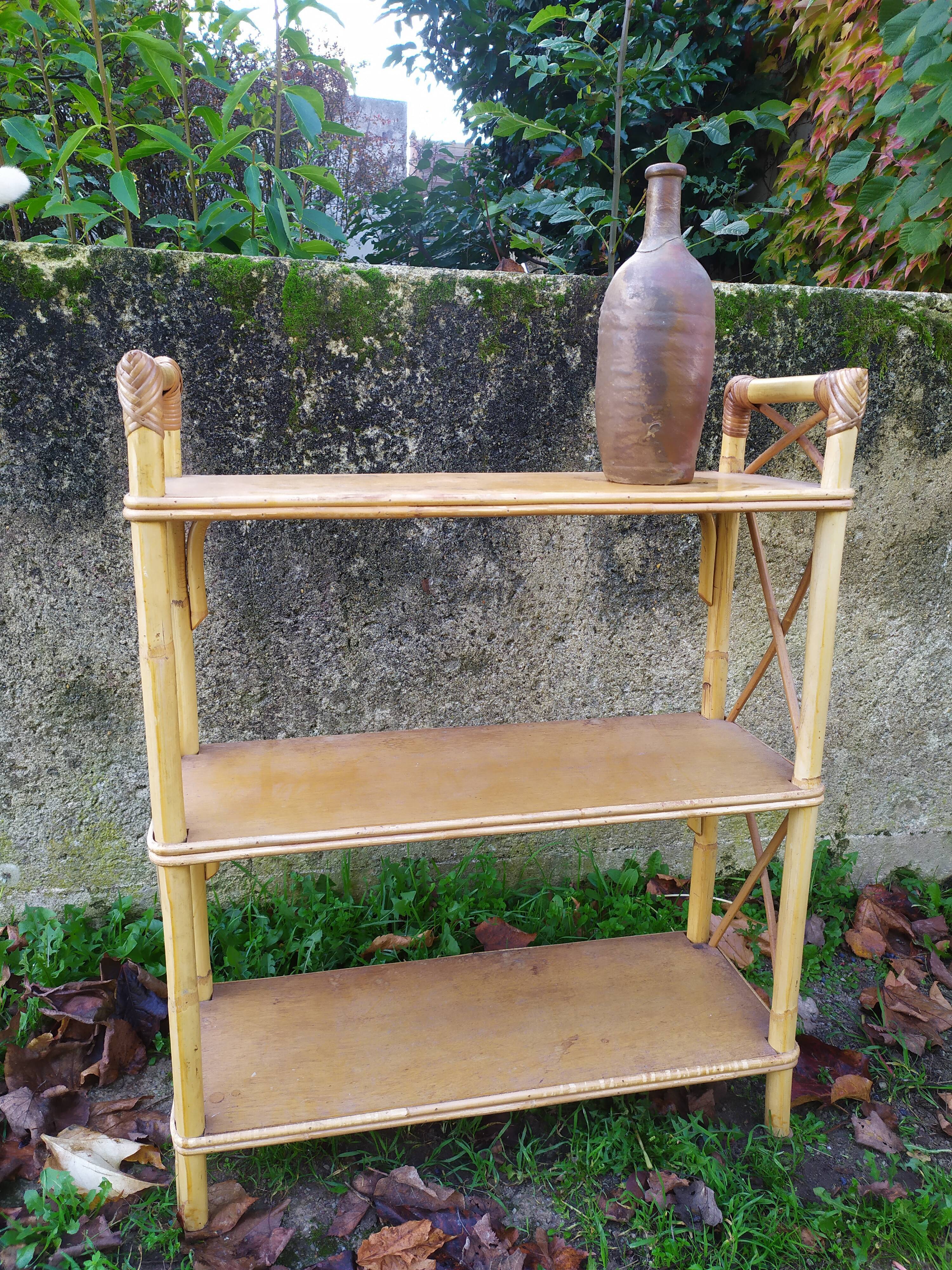 Étagère bambou et rotin années 50-60