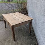 Table de ferme basse