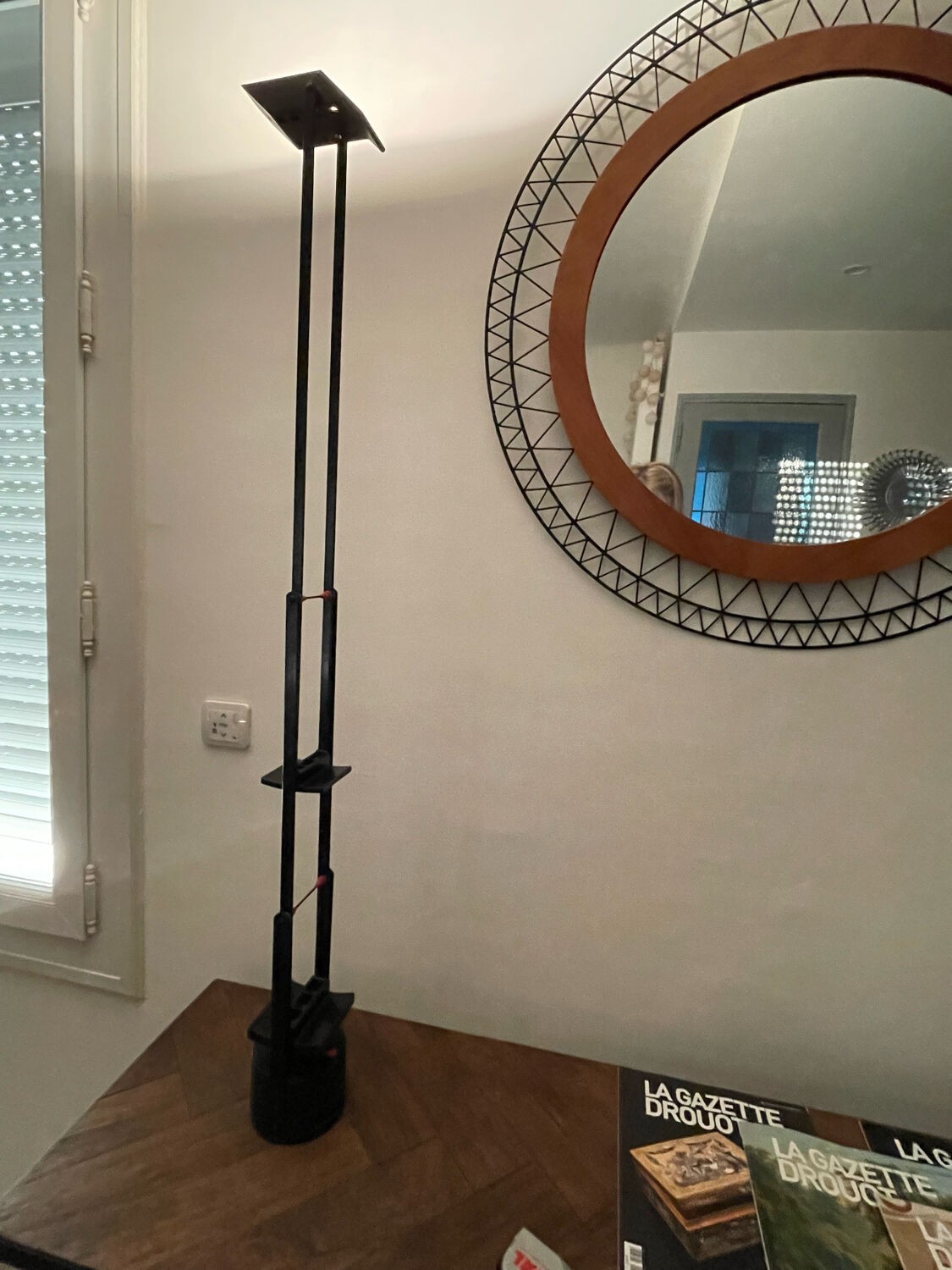 Tizio desk lamp - design Richard Sapper -70's