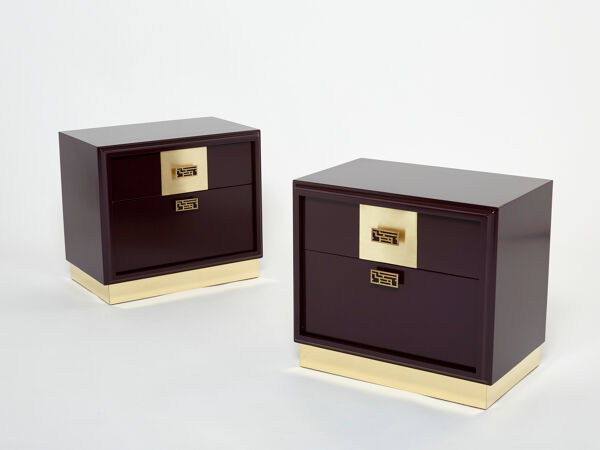 Paire de tables de chevet laque prune laiton Luciano Frigerio Italie 1970