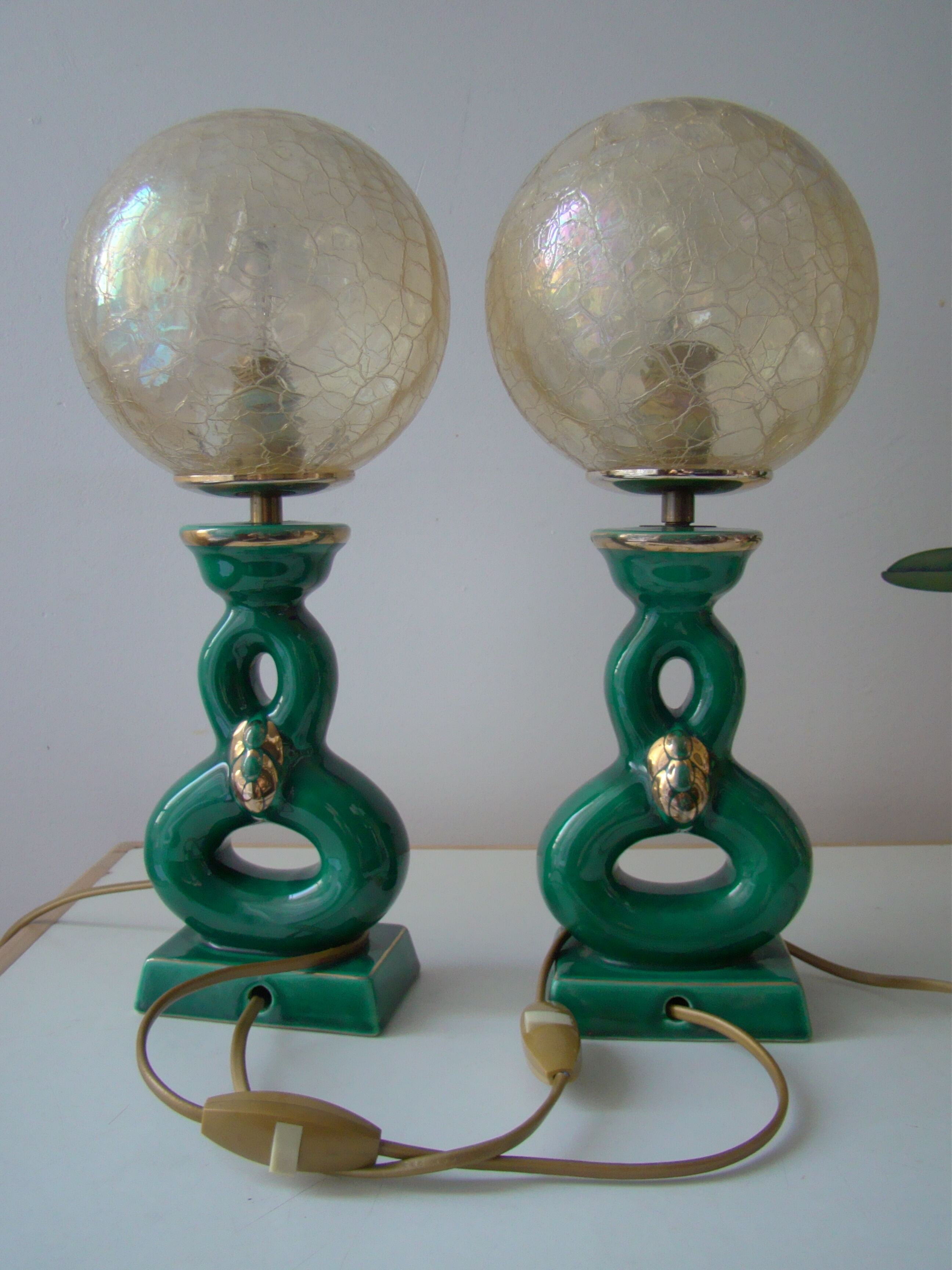 Pair of vintage lamps in bordeaux art ceramic