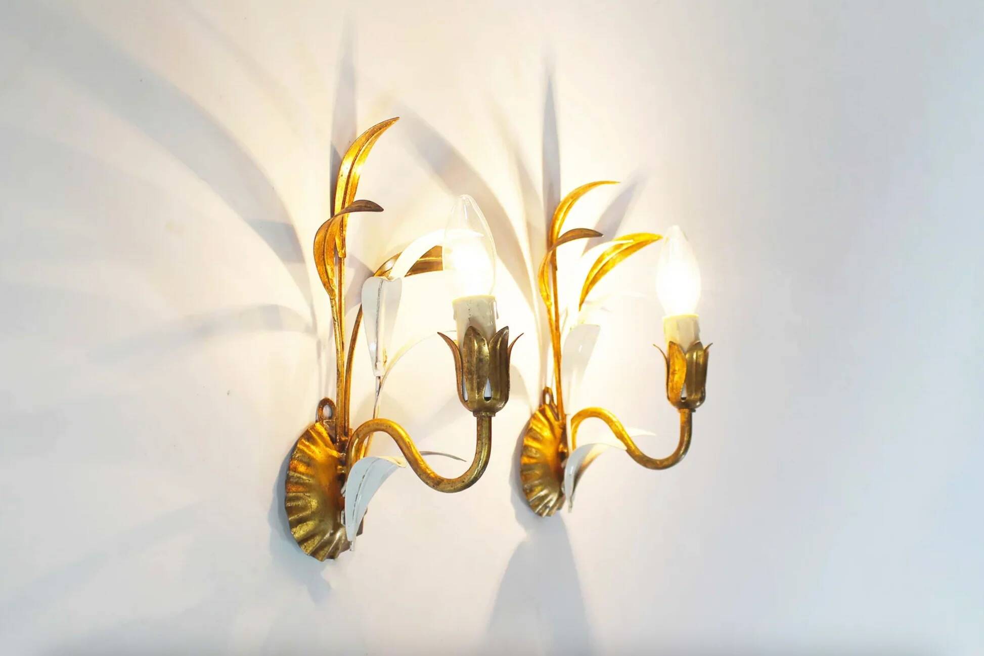 Pair of vintage gilt sheaf of wheat wall lights by Hans Kögl
