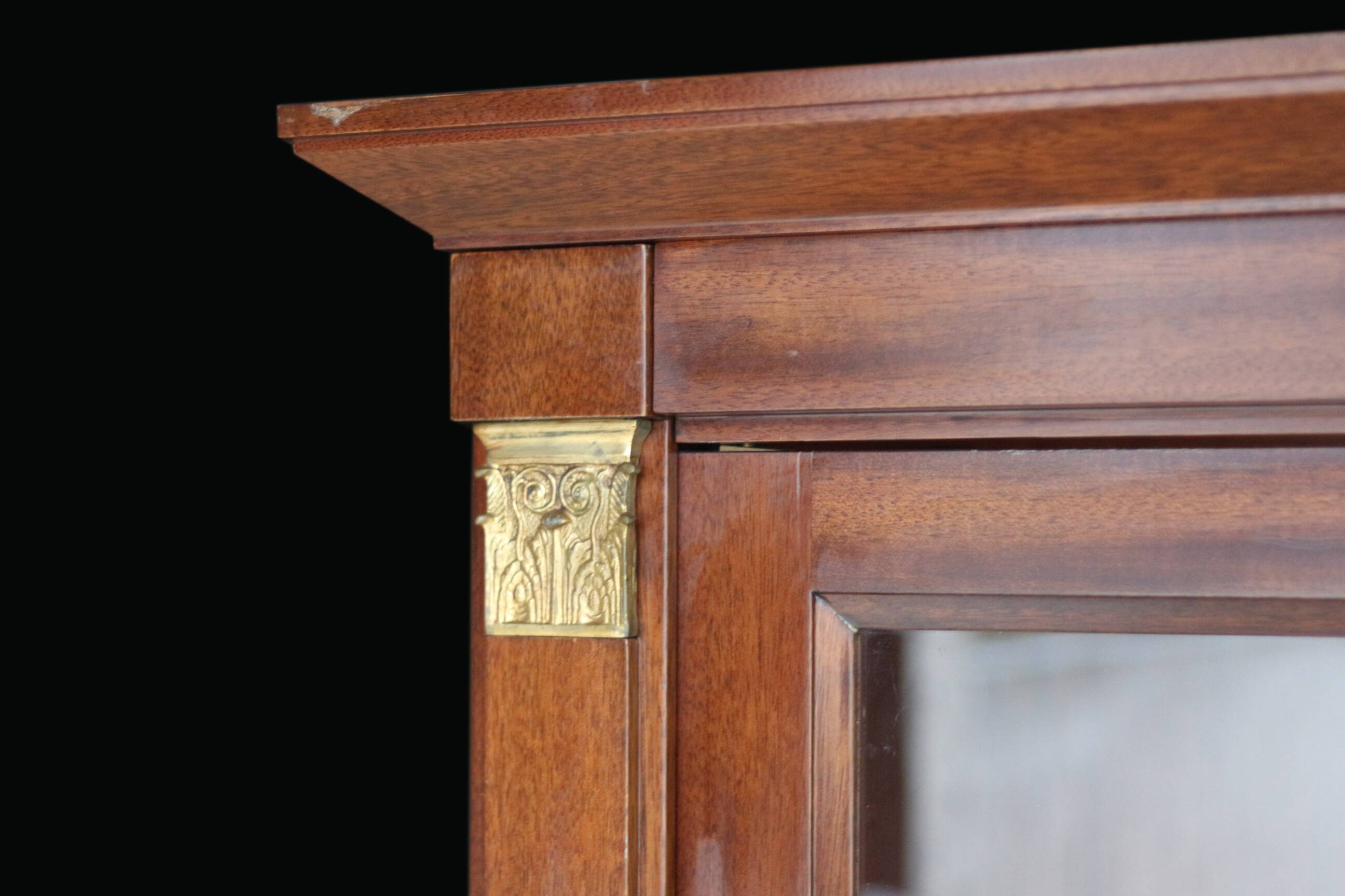 Mahogany veneer library, coming from Matignon