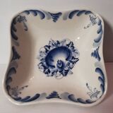Gzhel tradition for this empty pocket / cup made ~ in Russia near Moscow. signed