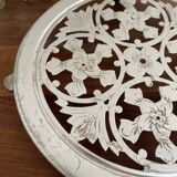 Aluminum trivet