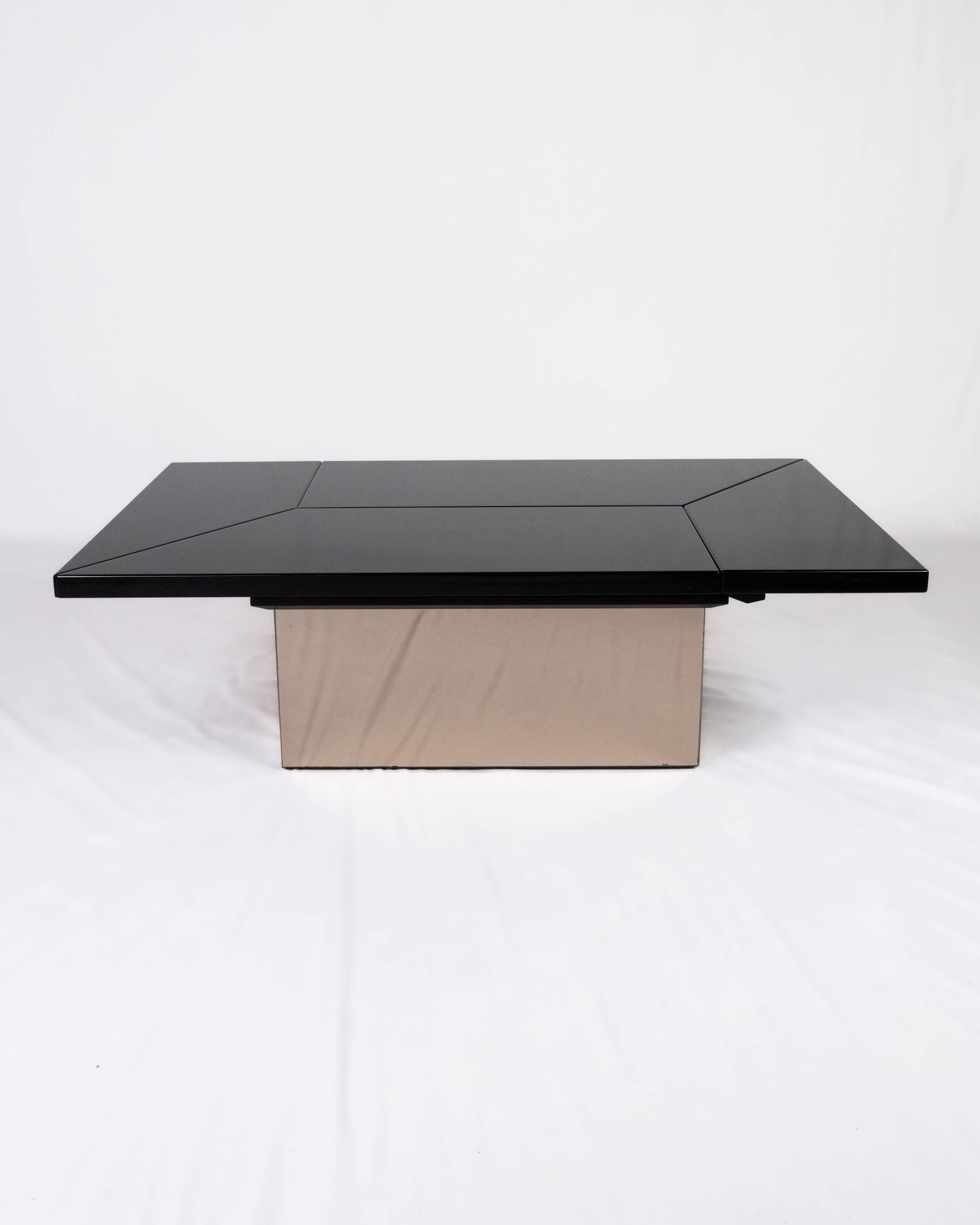 Table basse bar laquée Paul Michel pour Roche Bobois, France, 1980s