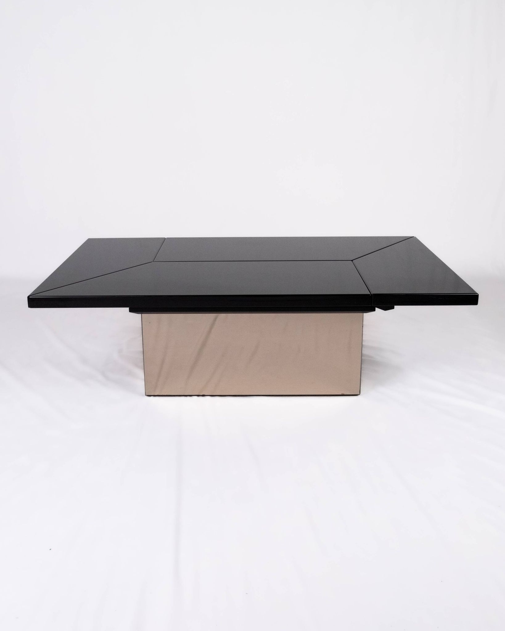 Lacquered bar coffee table by Paul Michel for Roche Bobois, France, 1980s