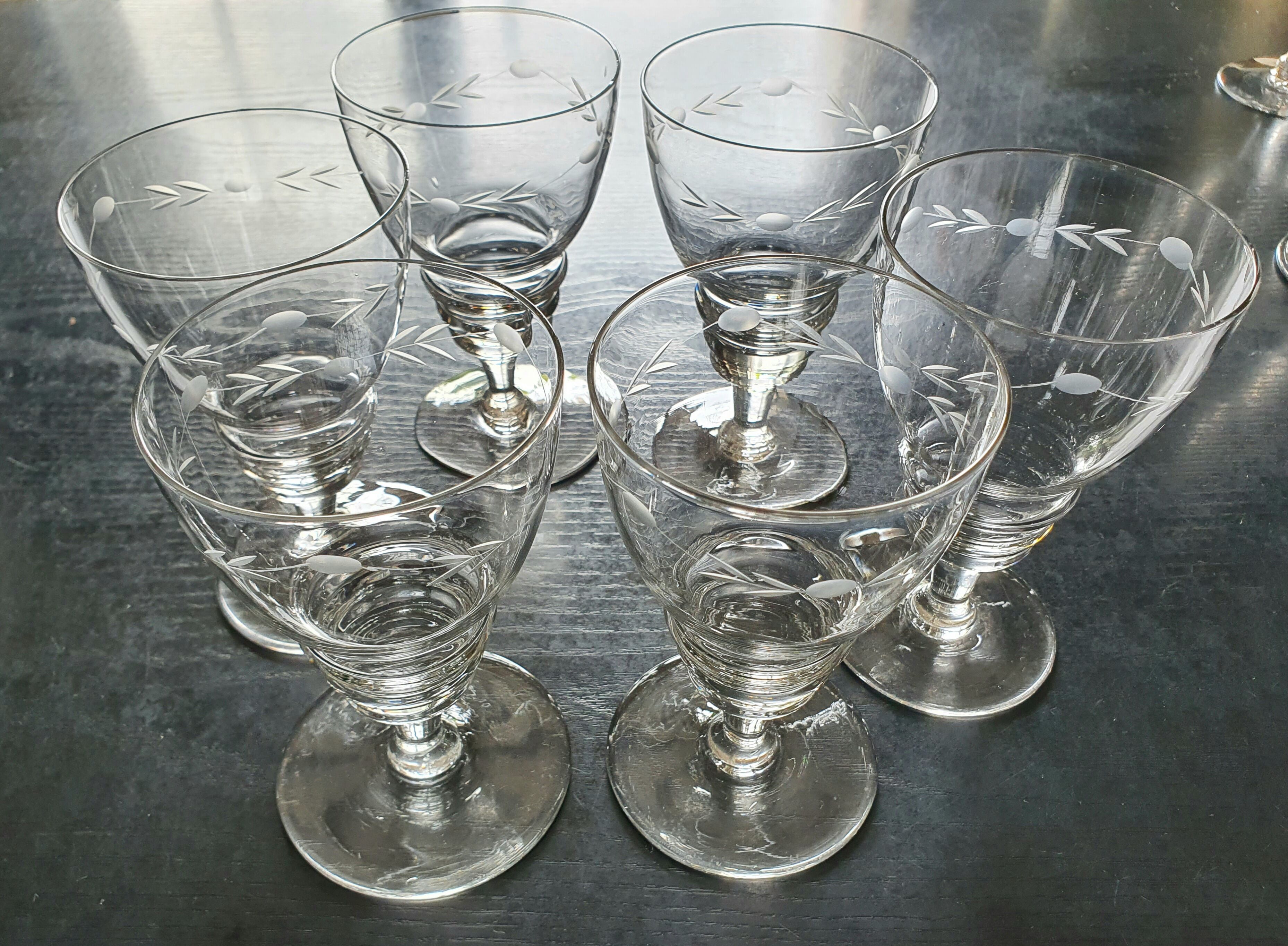 6 vintage wine glasses engraved pyramid shape