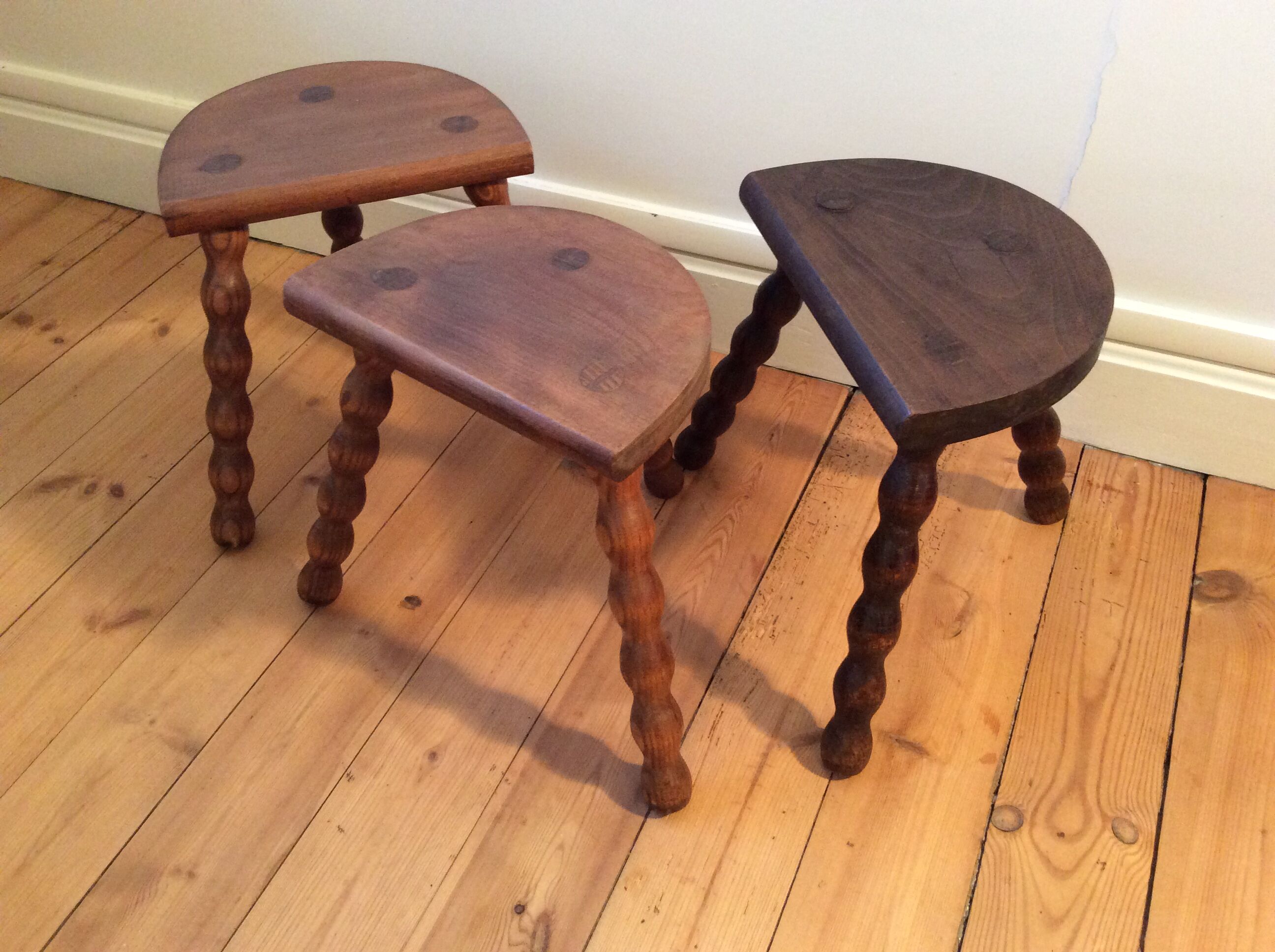3 tripod stools