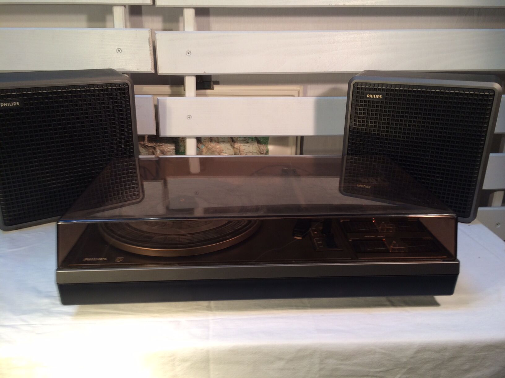 Record player / Vintage Electrophone Philips 381 - Perfect condition - Year 1972