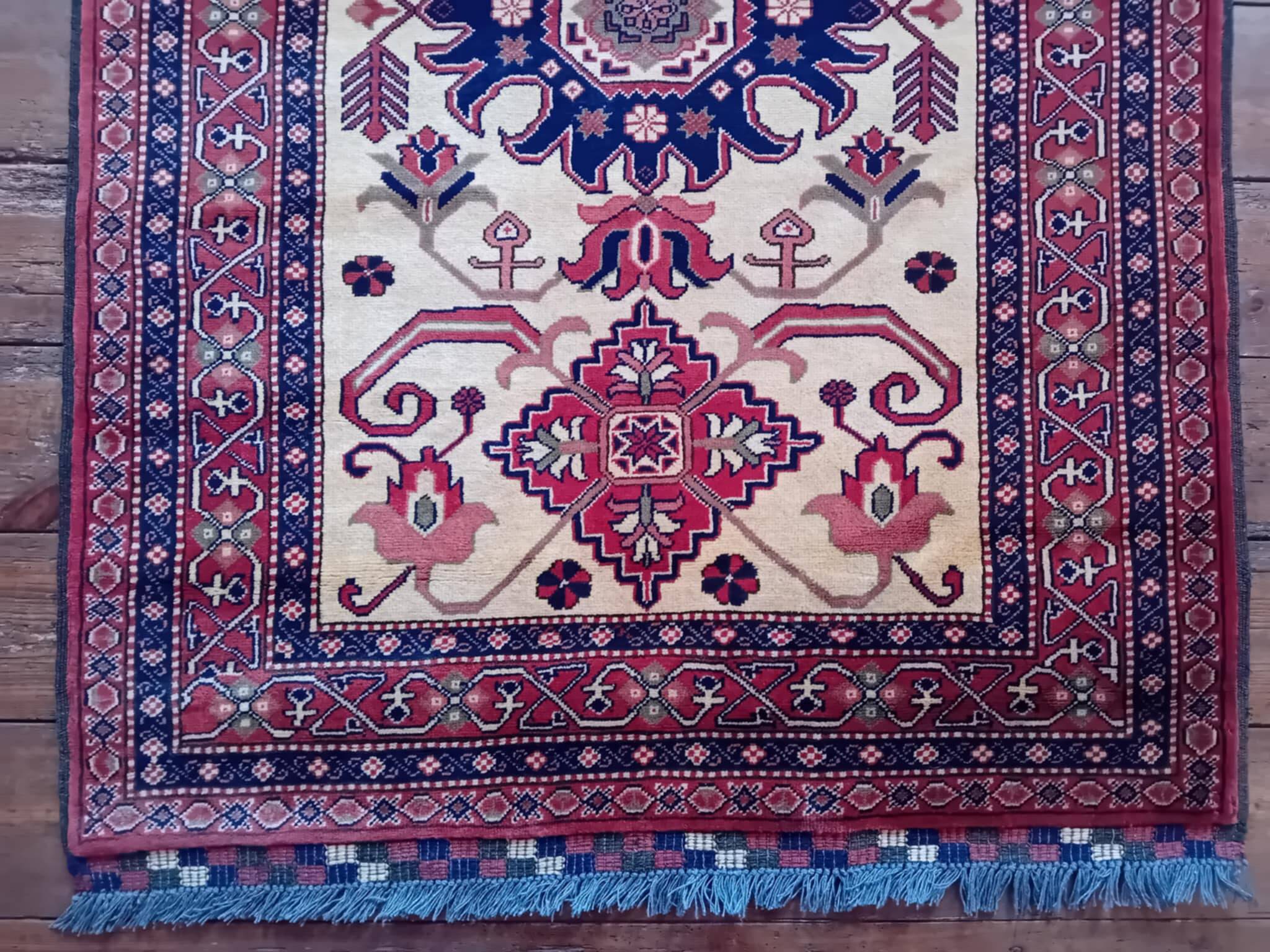 Handmade Pakistani Gazni rug 175x123cm