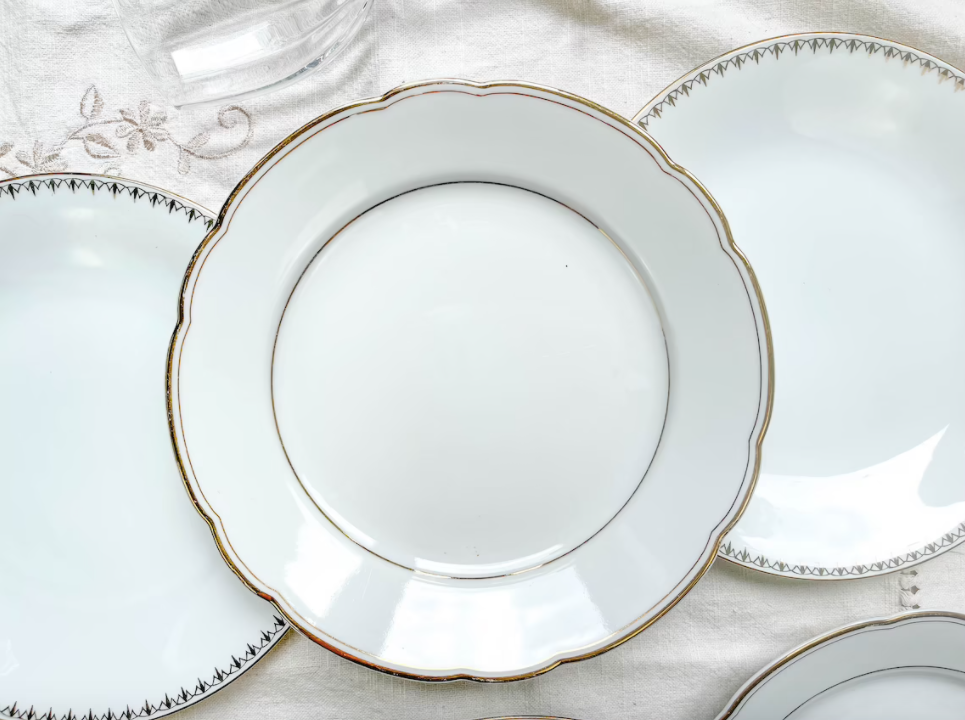 Porcelain dinner service for 6 people