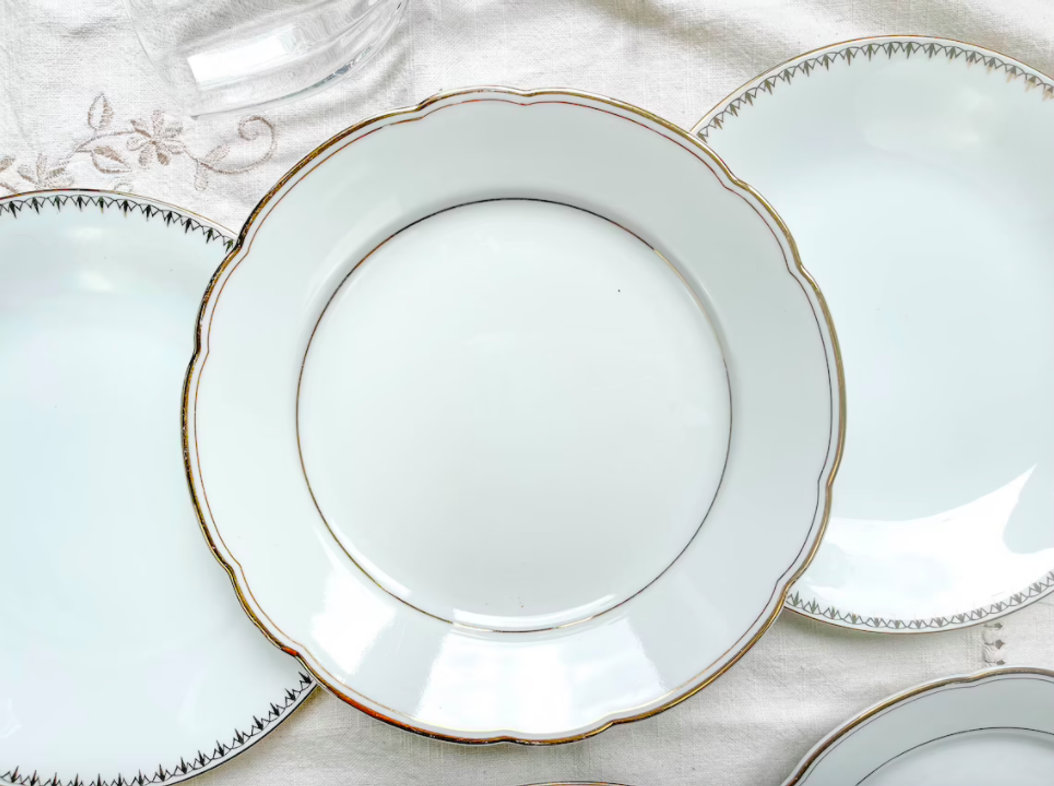 Service de table en porcelaine pour 6 personnes