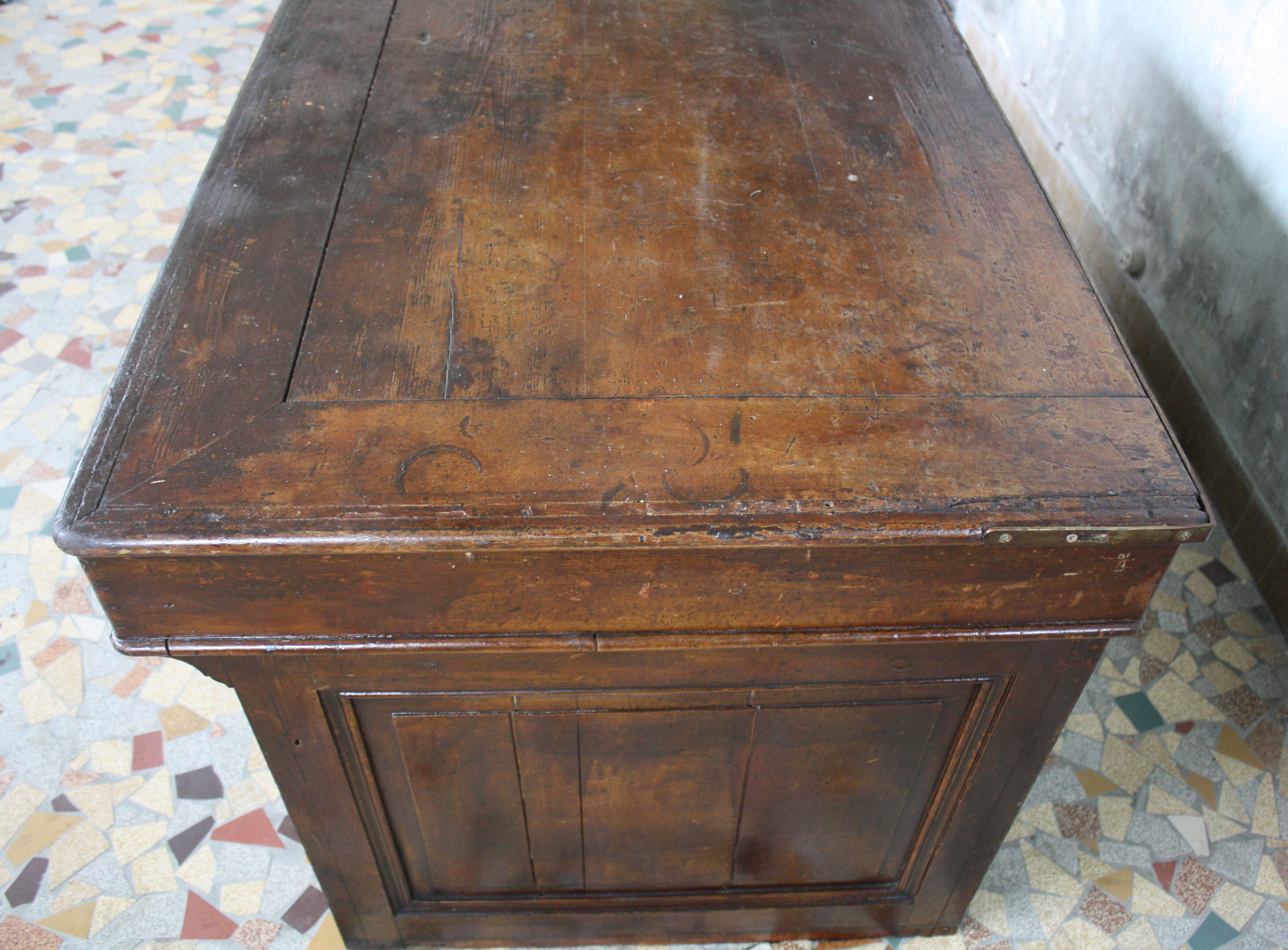 Former trade counter