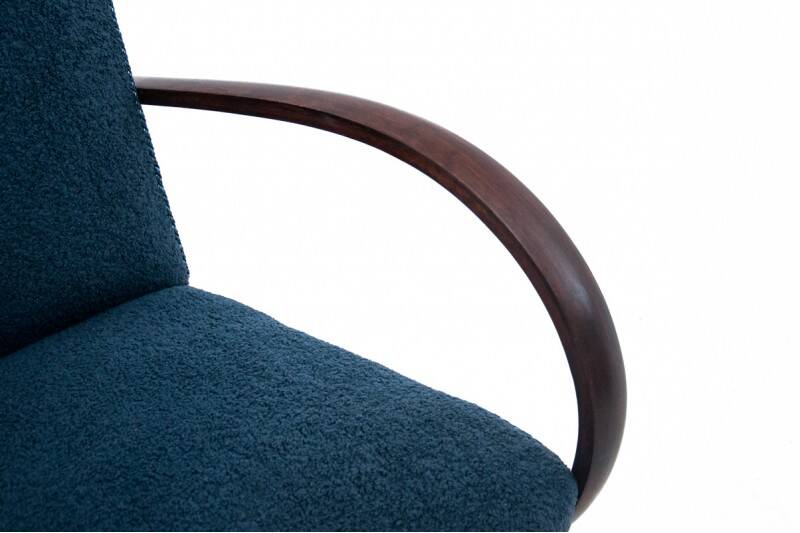 Art Deco armchair from the 1930s. Armchairs designed by J. Halabala.