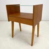 Table d'appoint ou table de nuit des années 1960 par Arch. František Jirak