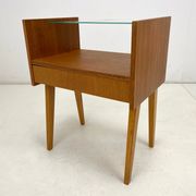 Table d'appoint ou table de nuit des années 1960 par Arch. František Jirak