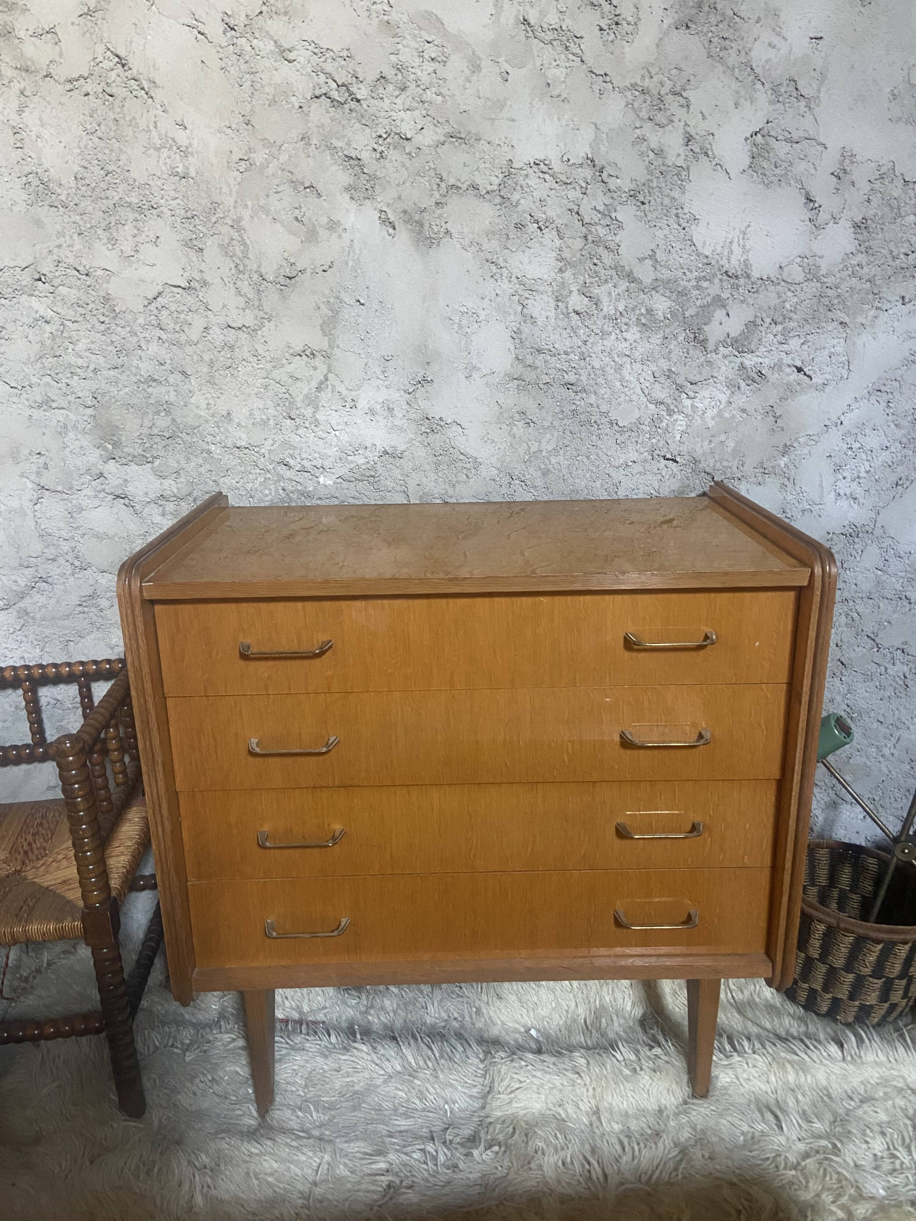 1950s oak chest of drawers