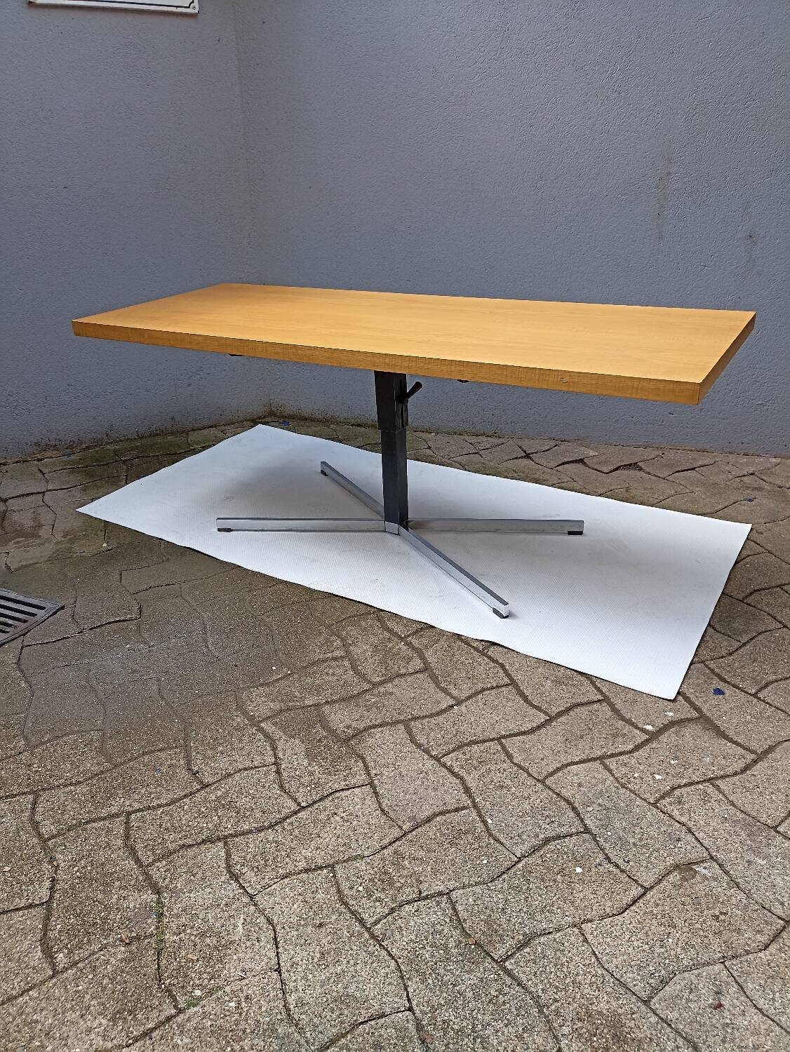 Adjustable vintage Scandinavian coffee table