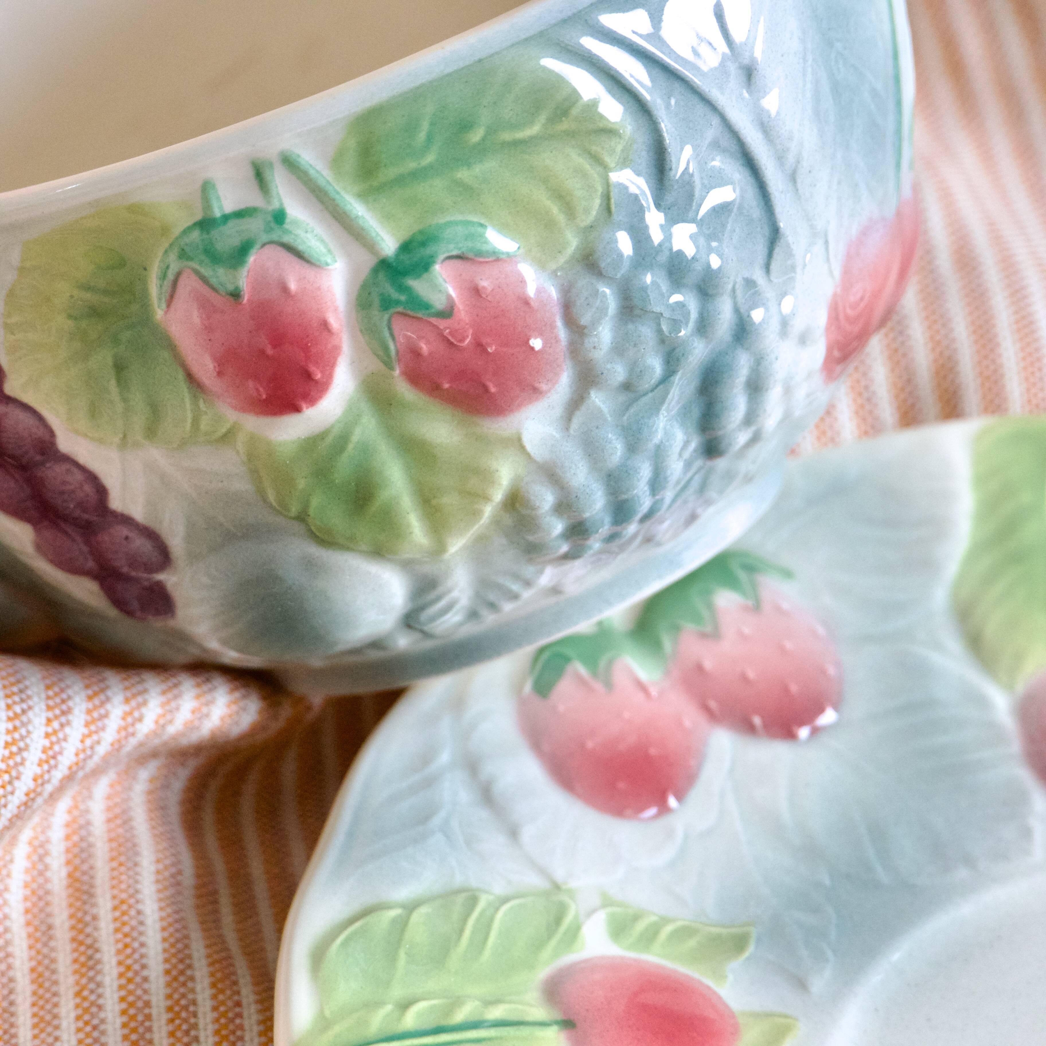 Large St Clément barbotine breakfast/chocolate mug