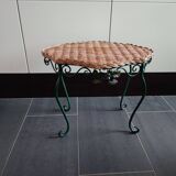 Small side table in wicker and metal with vine and grape decoration