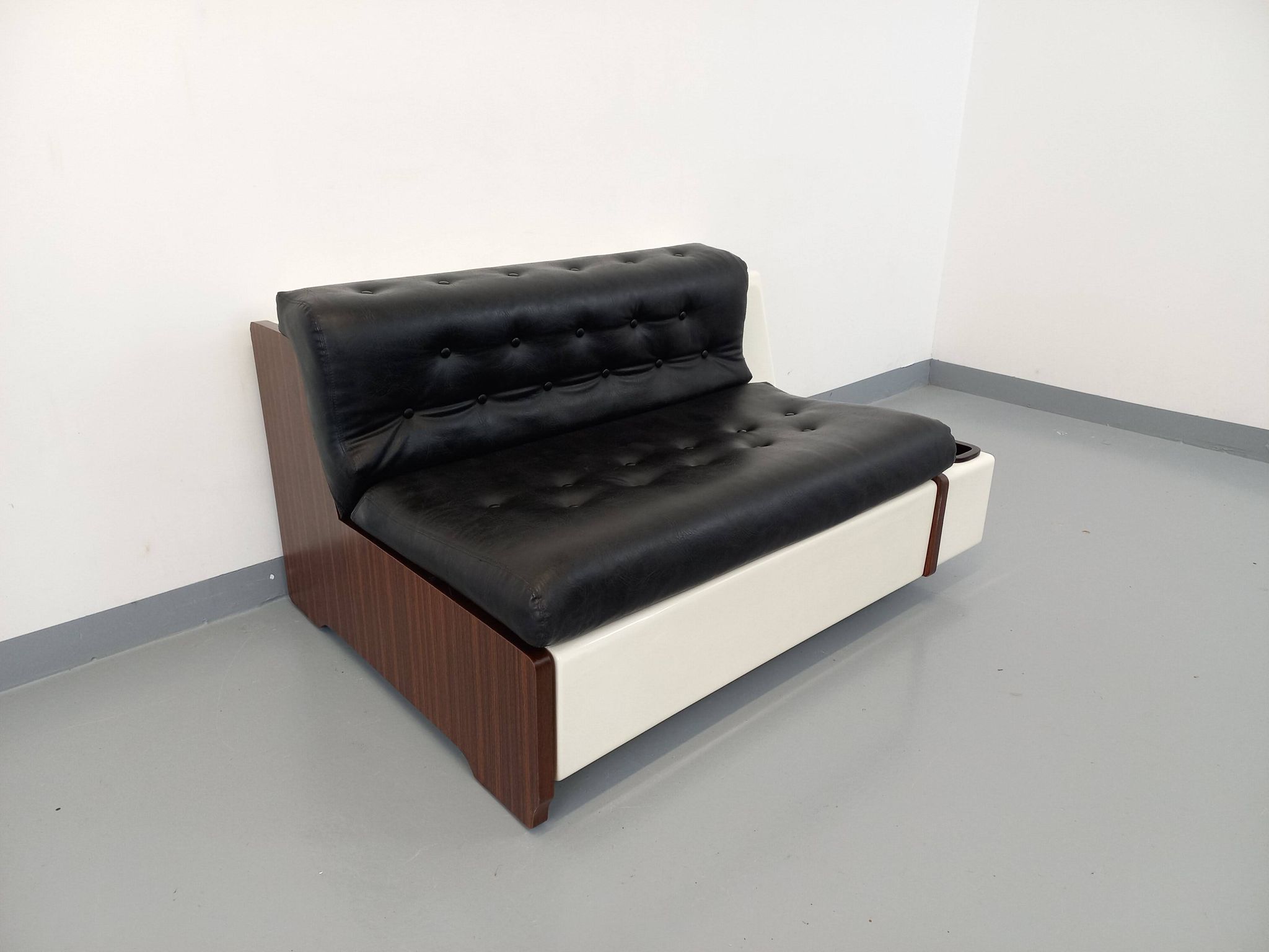 Vintage sofa bed bench with integrated lighting, Italian design Beka Tortuga, in skai, fiber