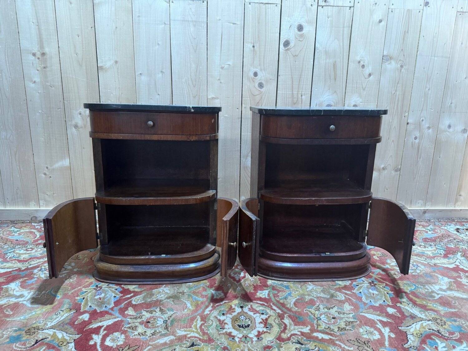 Pair of Art Deco bedside tables with marble.