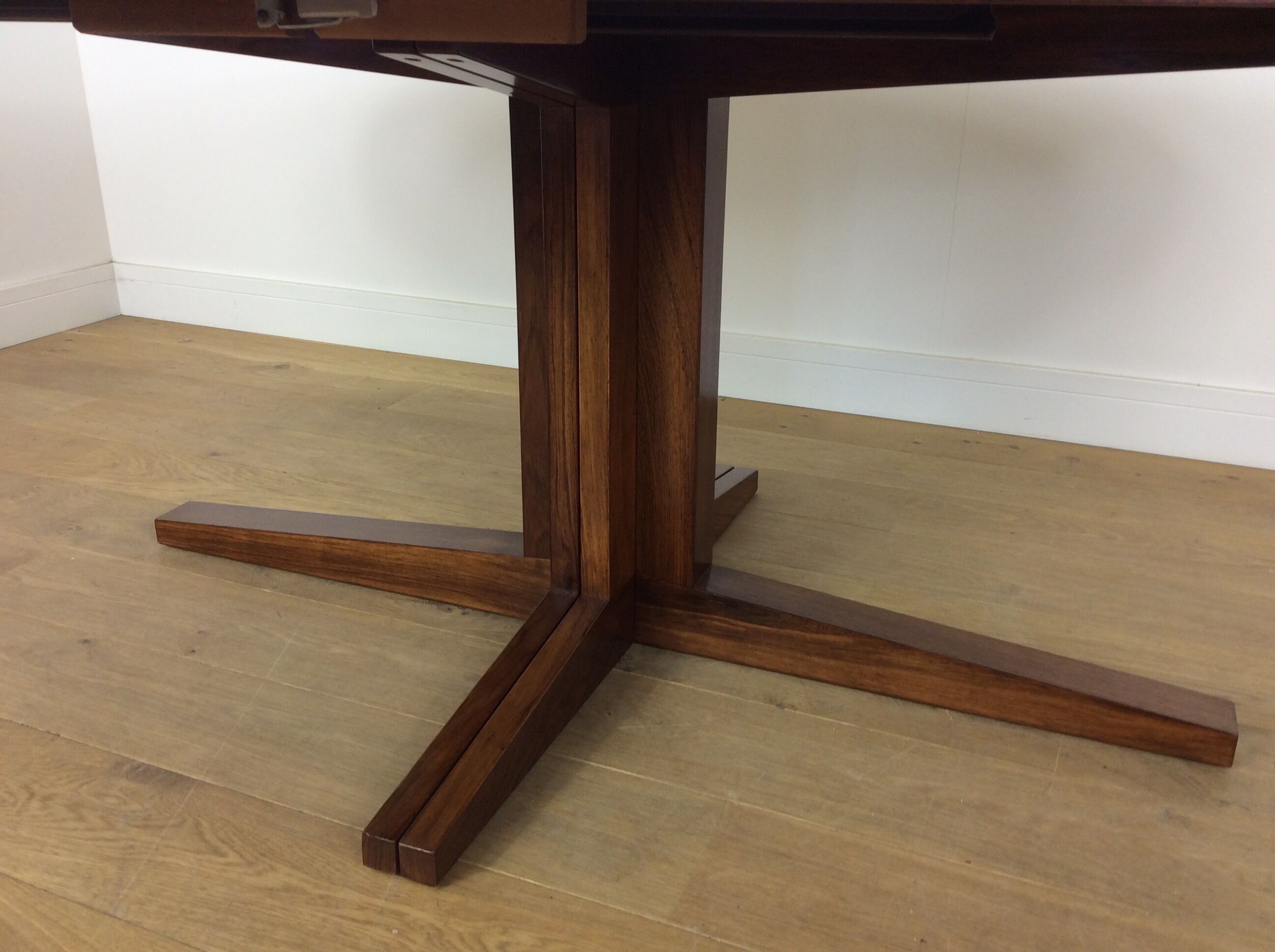 Mid century rosewood extendable dining table by John Mortensen