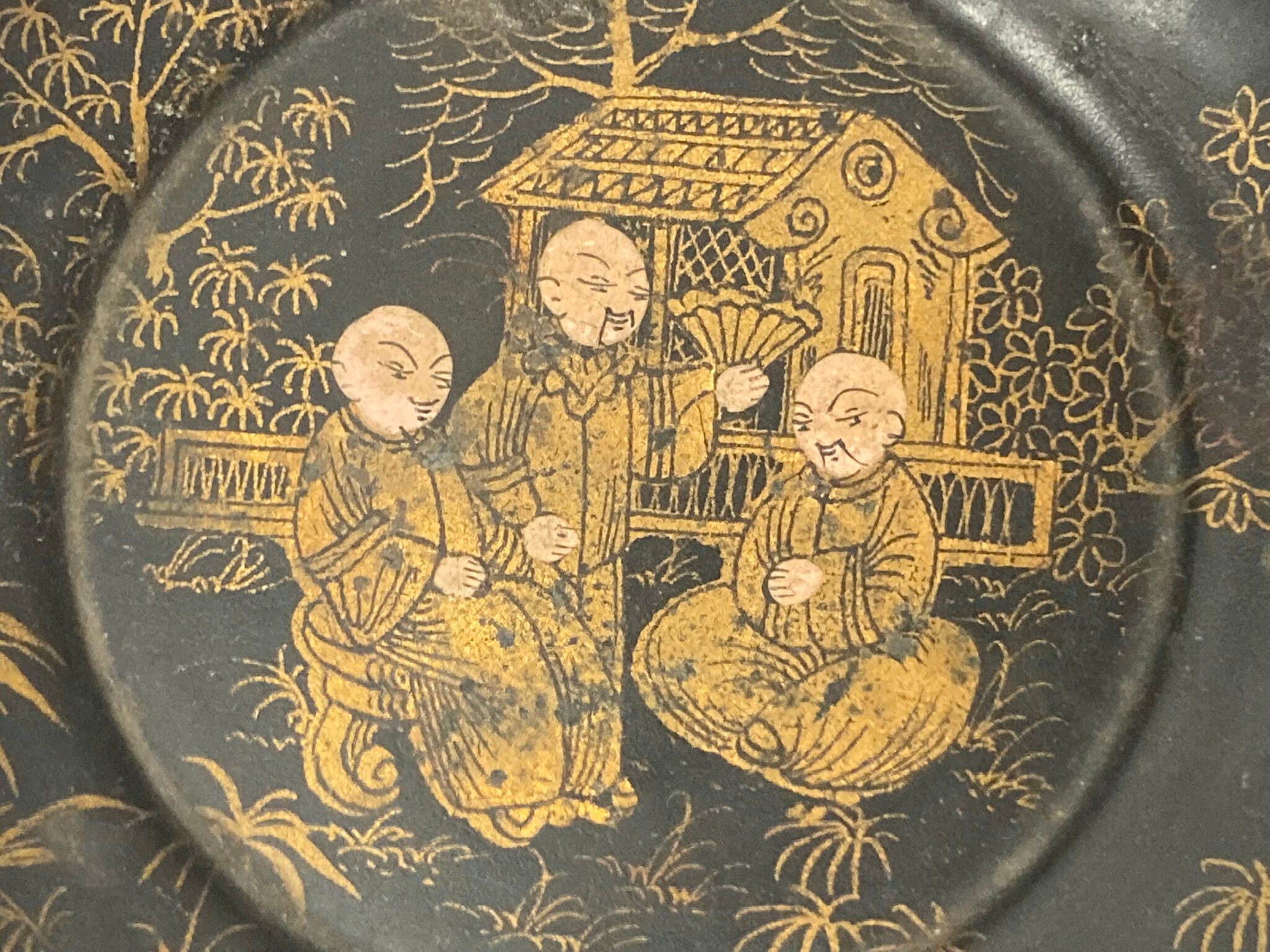 CHINA, black lacquered wood cup decorated three dignitaries early twentieth century