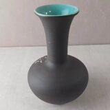 Old vase, enamelled flower decoration, to be identified